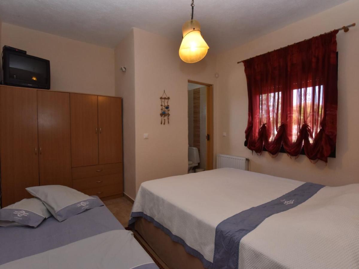 Lia Sea View Home - Nea Potidea Halkidiki Eksteriør billede